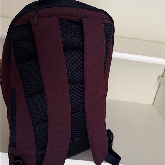 Lululemon Backpack - Picture 3 of 7